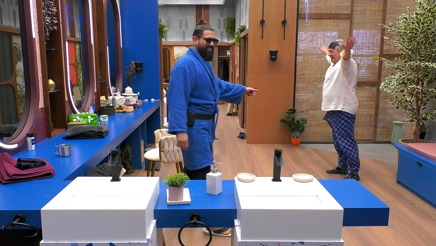 Canales contento por la mañana