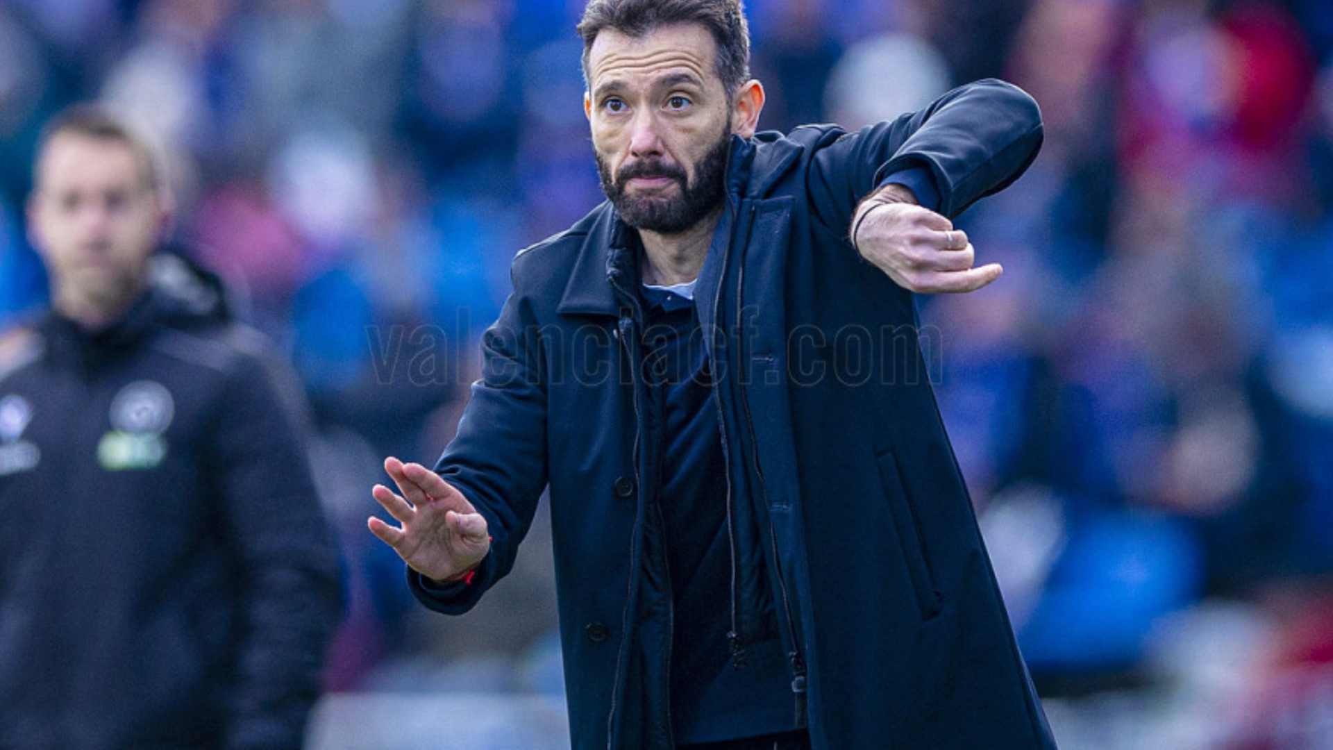 Carlos Corberán en el Getafe-Valencia CF