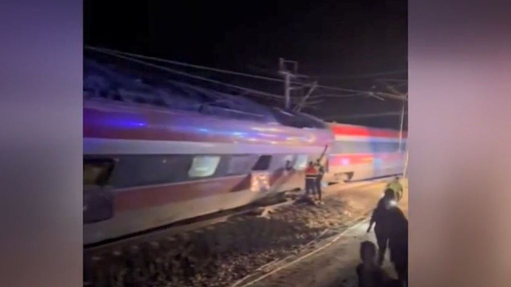 Al menos dos muertos en el descarrilamiento de dos trenes en Córdoba