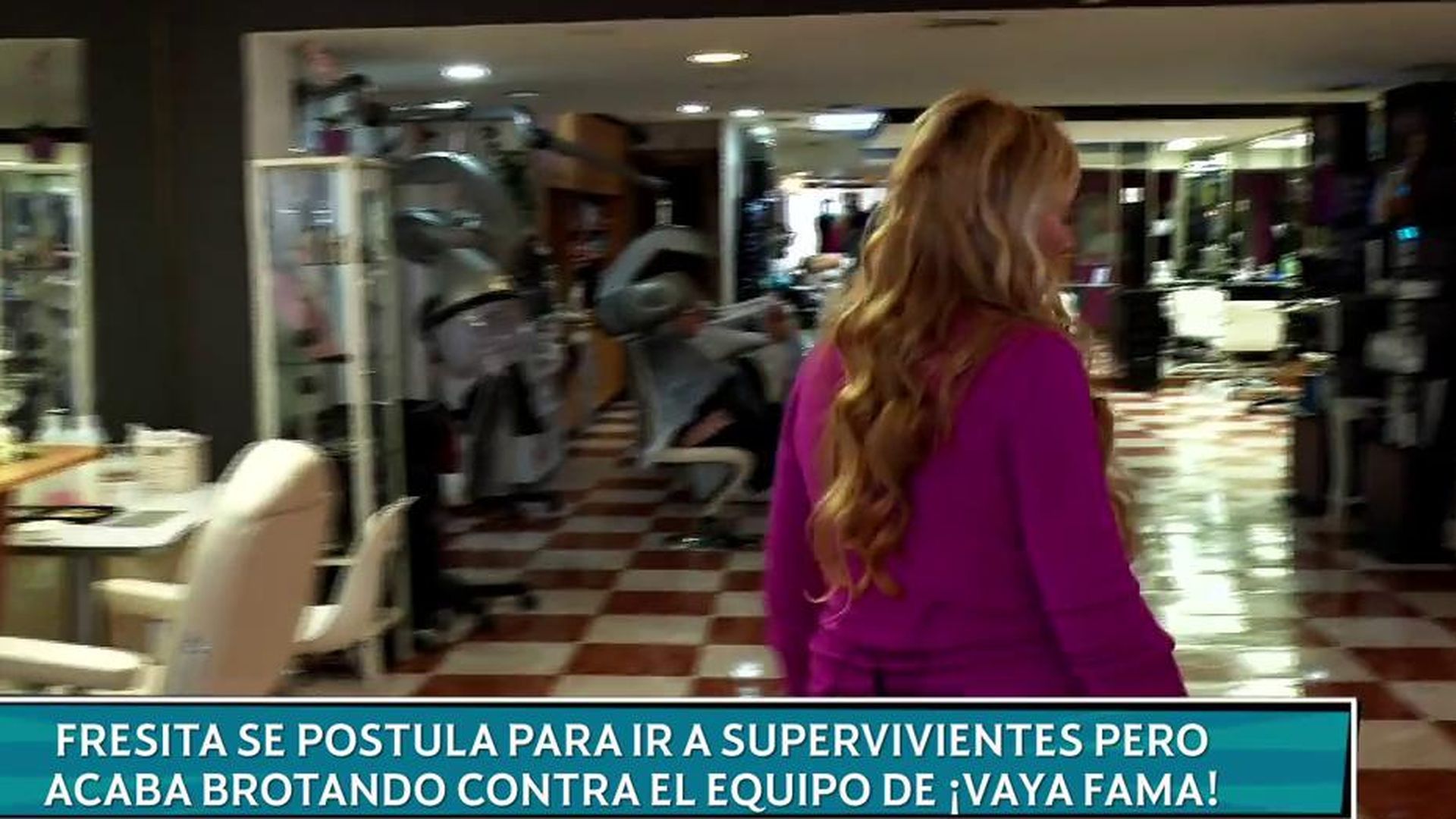 Fresita abandona su entrevista, muy enfadada