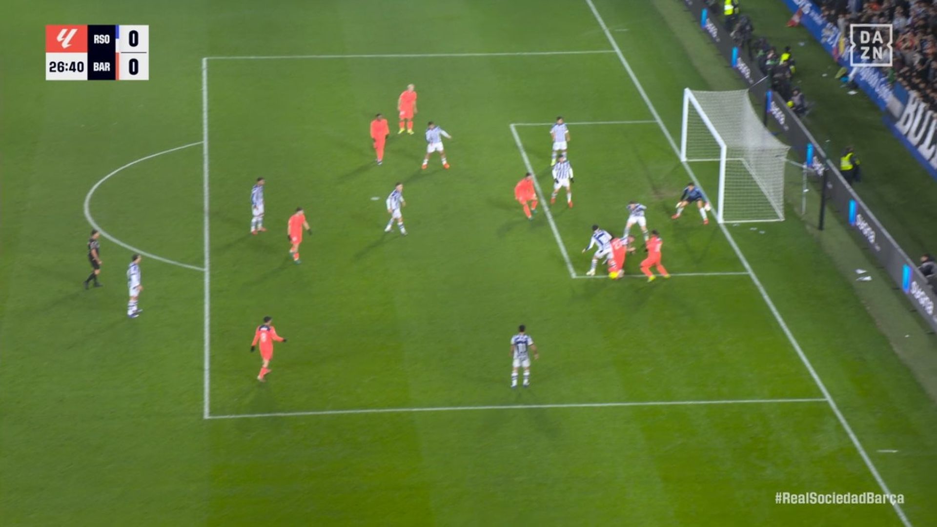 Gol anulado a Lamine Yamal.