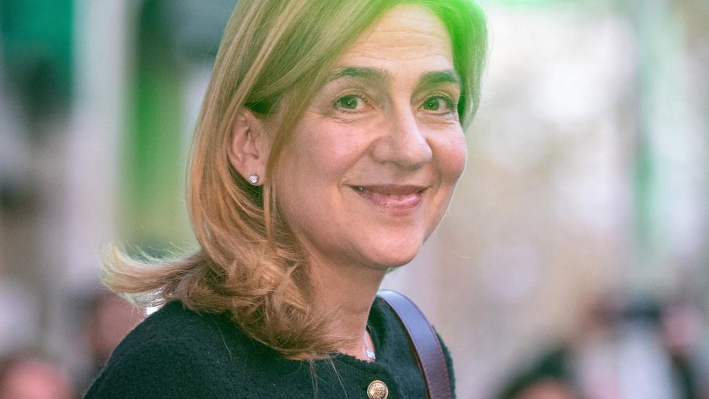 La infanta Cristina recupera la ilusión con un empresario londinense y da un importante paso con él ¡Vaya fama! 2026 Top Vídeos 105
