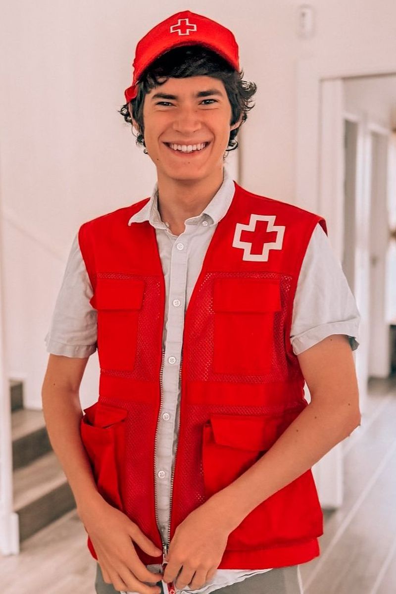 Aimar ha mostrado el nuevo proyecto de su hijo Aimar: se ha hecho voluntario de la Cruz Roja