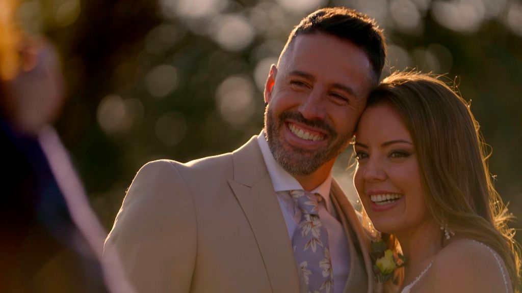 P1 - Primeras bodas; primeras impresiones Casados a primera vista Temporada 1 Programa 1