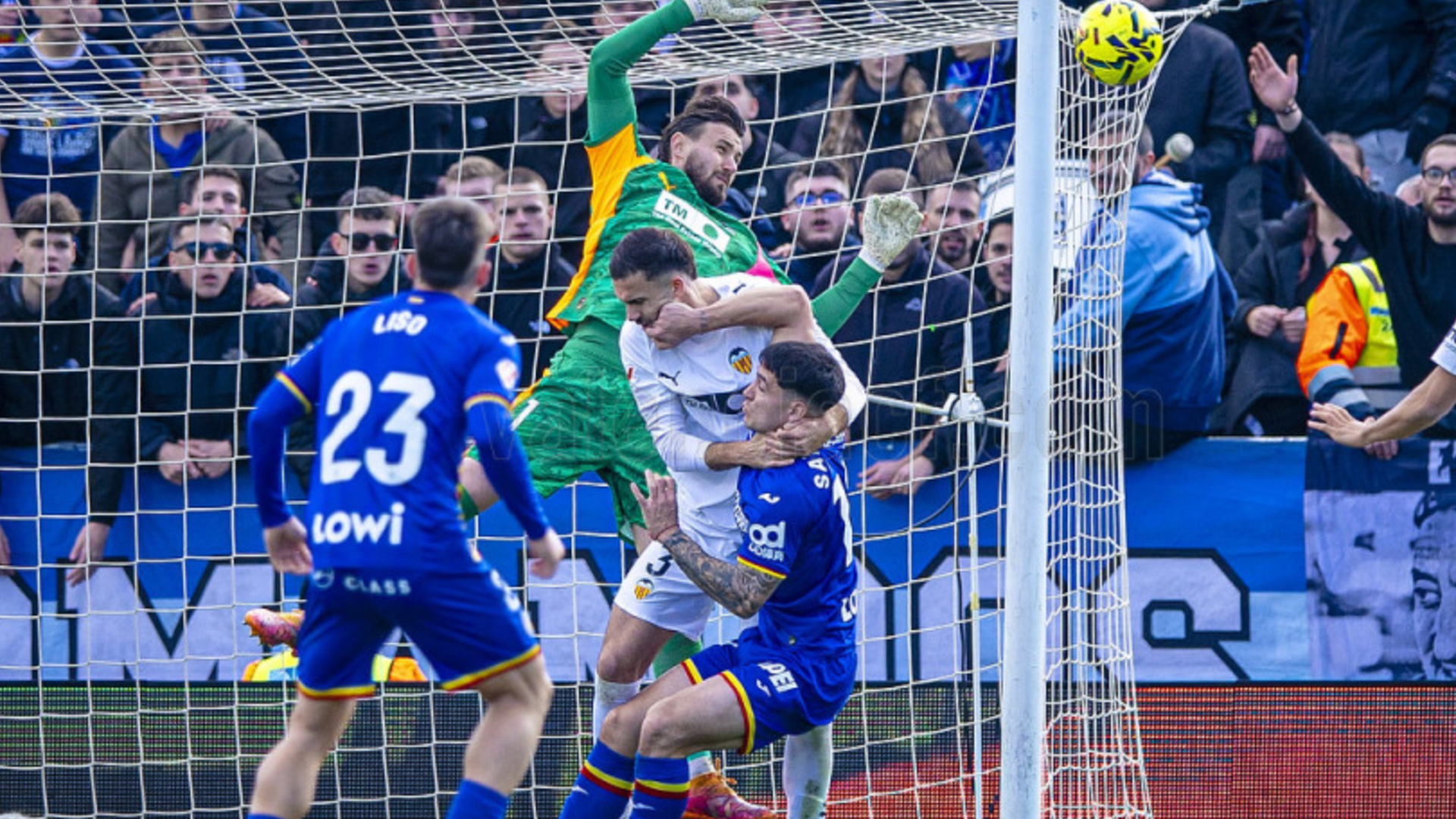 Copete salta con Dimitrievski en Getafe