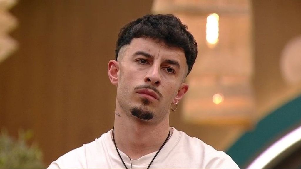 El inesperado gesto de Juanpi en 'GH DÚO' que ha desatado el enfado de Carmen Borrego: "No me conoce"