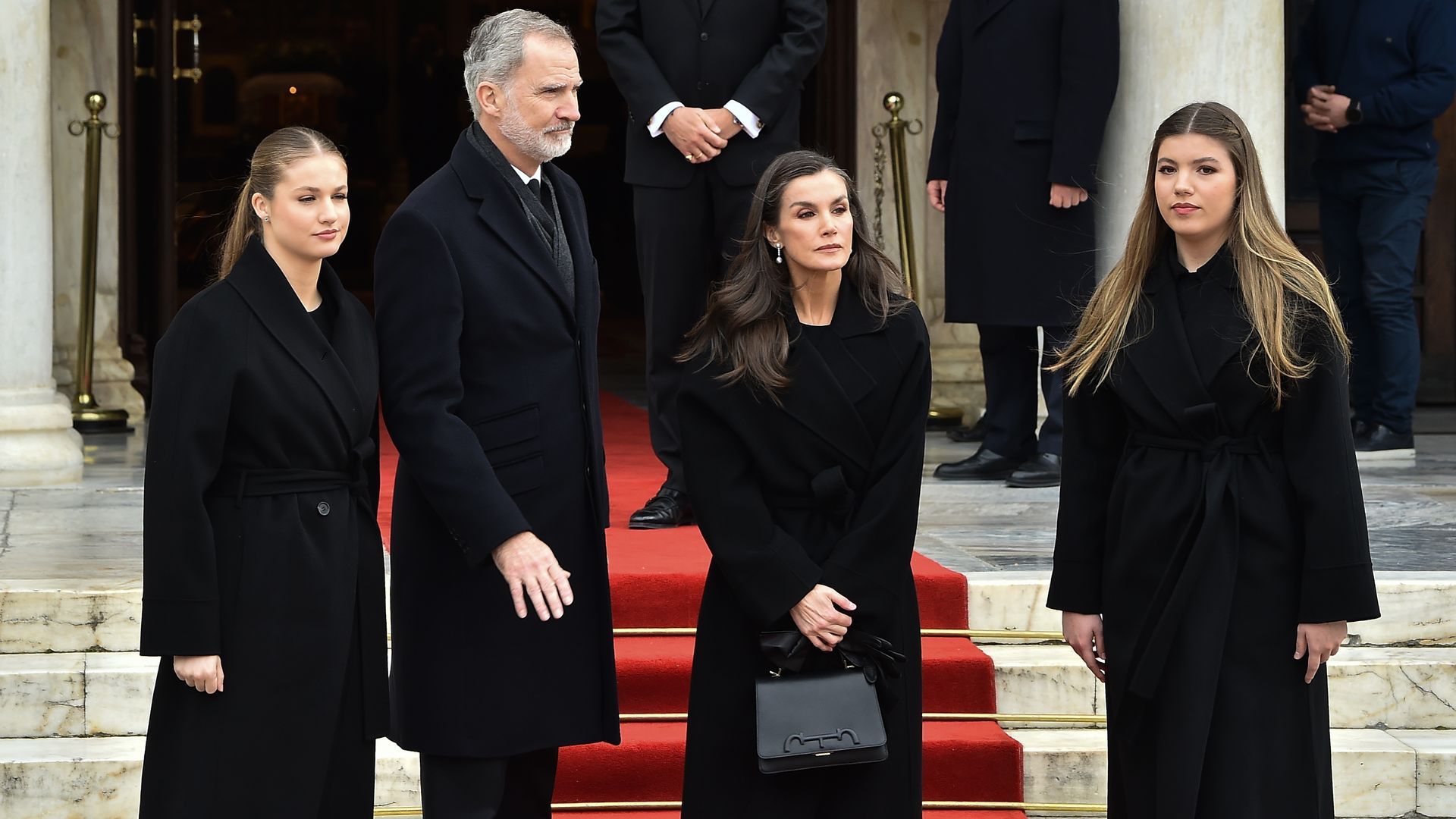 Los reyes Felipe y Letizia, la princesa Leonor y la infanta Sofía, en la catedral de Atenas por el funeral a Irene de Grecia