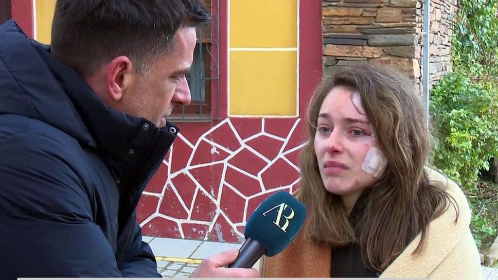 Los supervivientes de la tragedia en Adamuz, un pueblo volcado: "Me giré para ver a mi hermana embarazada para decirle adiós"