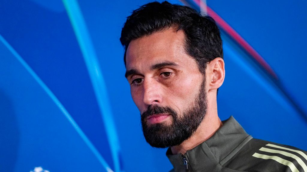 Lorena González suspende a Álvaro Arbeloa en sus comparecencias públicas