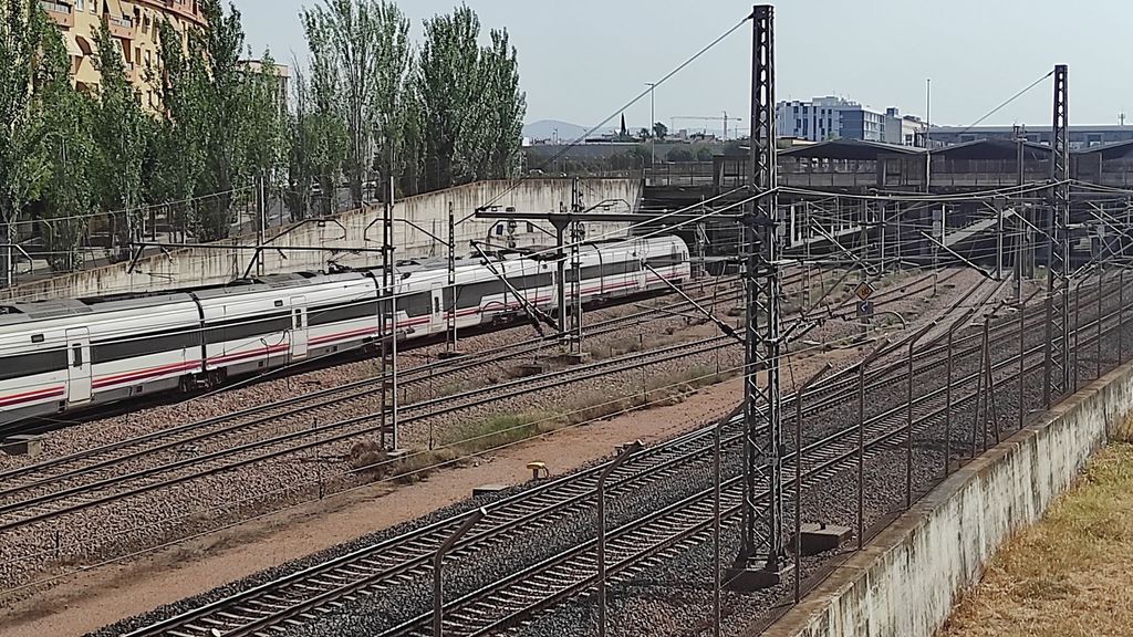 Adif limita temporalmente un tramo de alta velocidad entre Madrid y Barcelona a 160 km/h