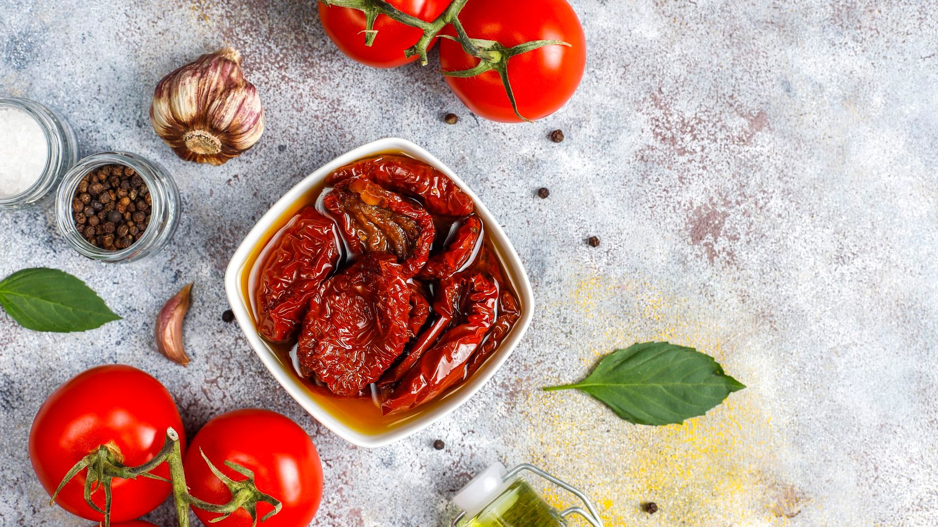 Los tomates secos son una forma tradicional de conservar este producto durante meses.