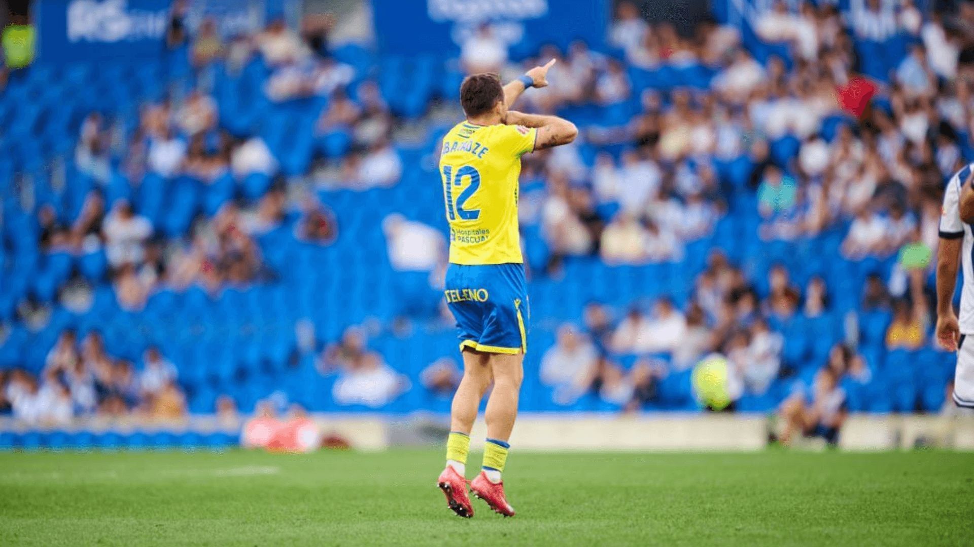 Tabatadze celebra un gol contra el Sanse
