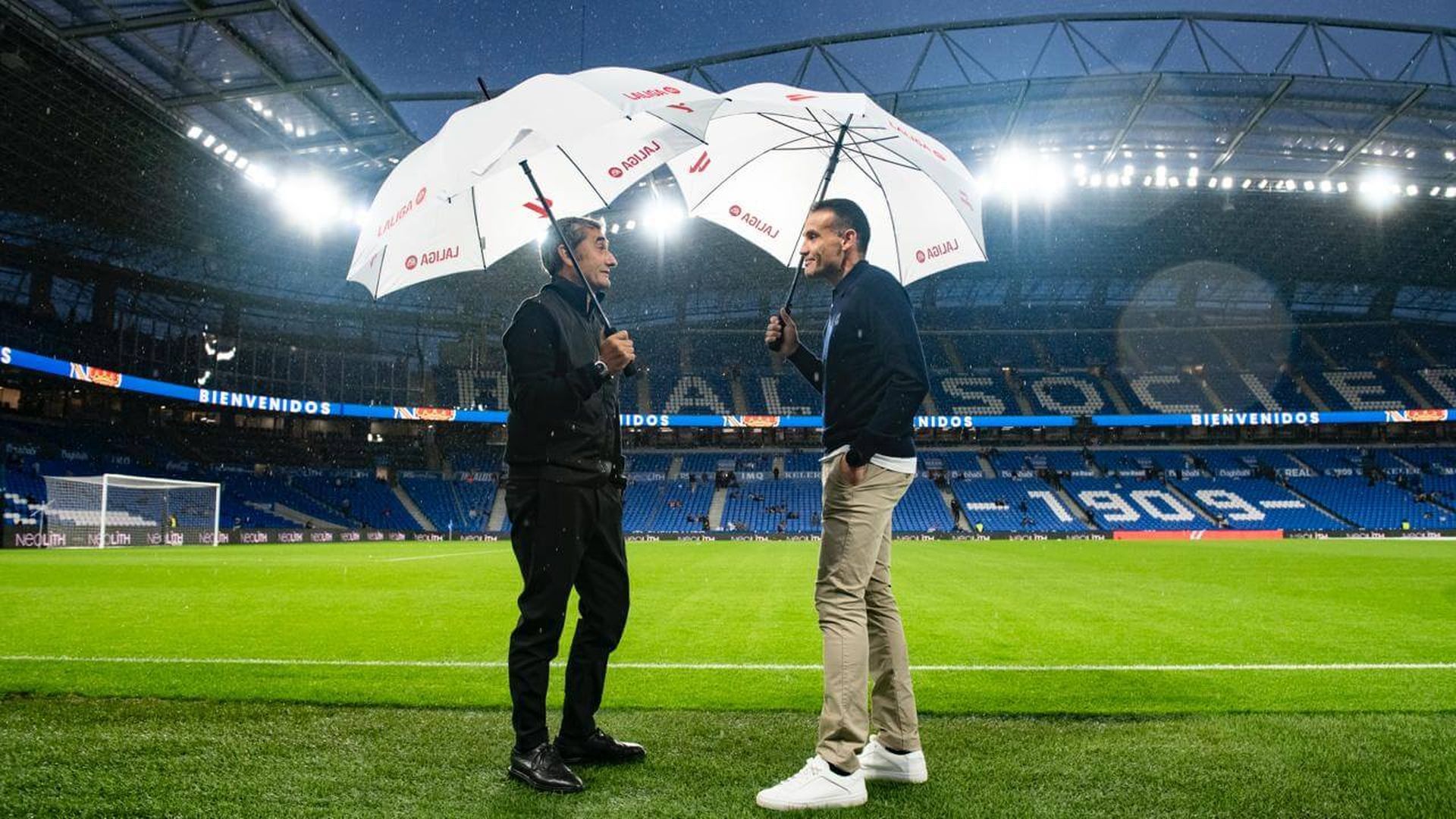 Ernesto Valverde, antes de un derbi vasco contra la Real Sociedad en Anoetaen Anoeta