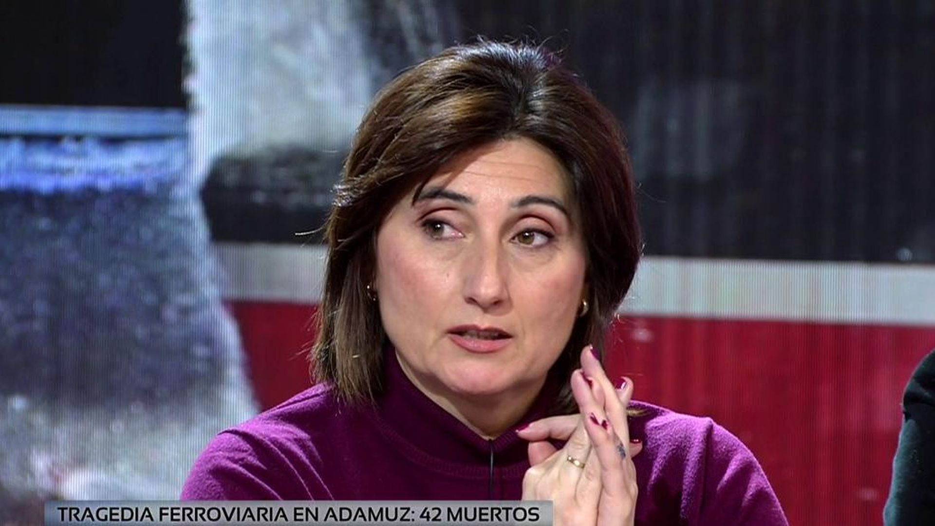 El contundente llamamiento en directo de una trabajadora de Alvia: "No podemos estar trabajando así, en los trenes van personas"