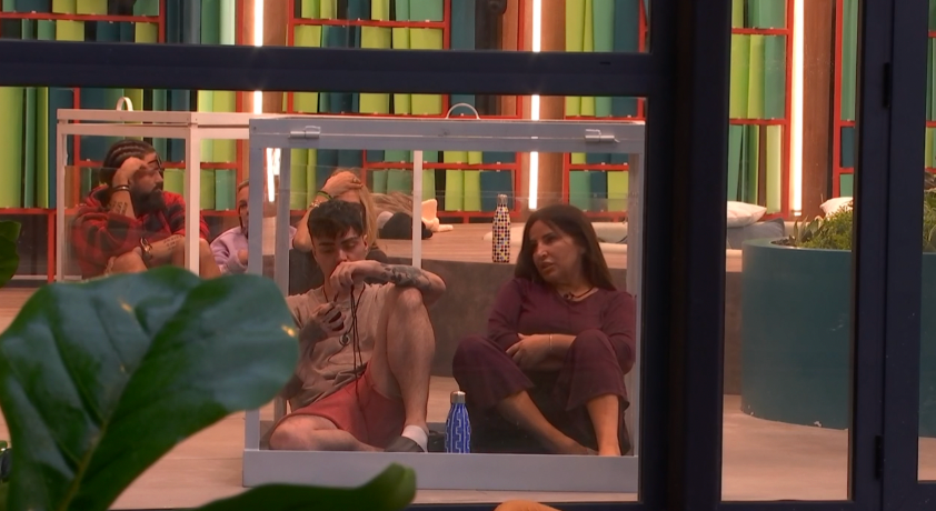 Raquel y Mario en el cubo