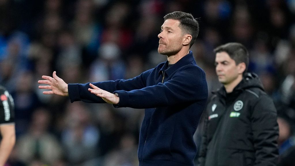 Nacho Peña critica el estilo de Xabi Alonso y le compara con Arbeloa: "No le funcionaba al Real Madrid"