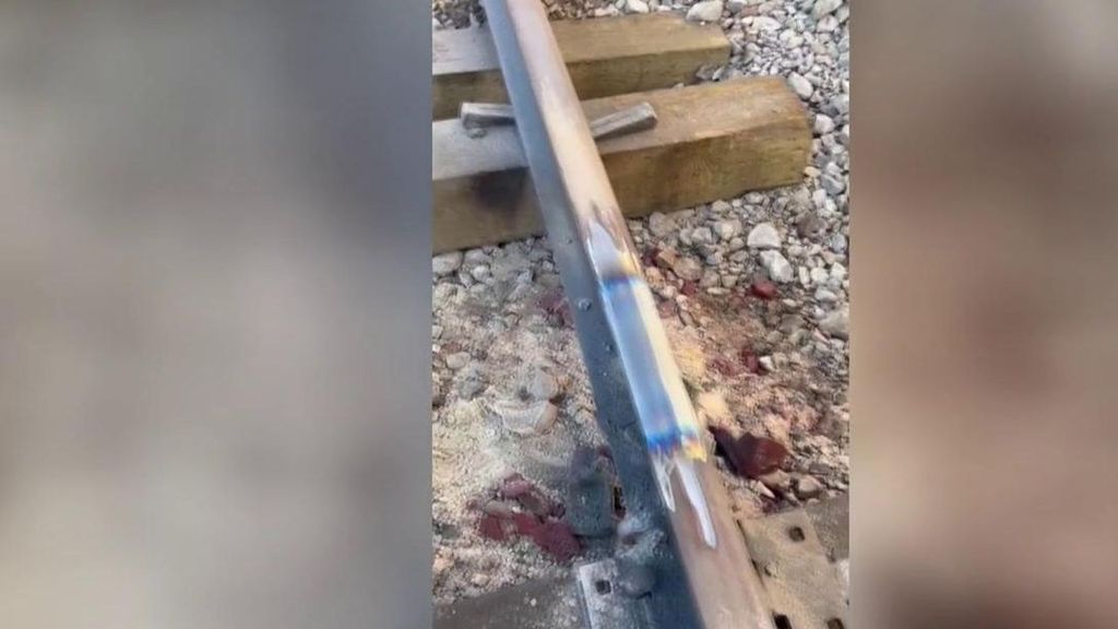 Así se hacen las soldaduras termita que deben eliminar las vibraciones de los trenes