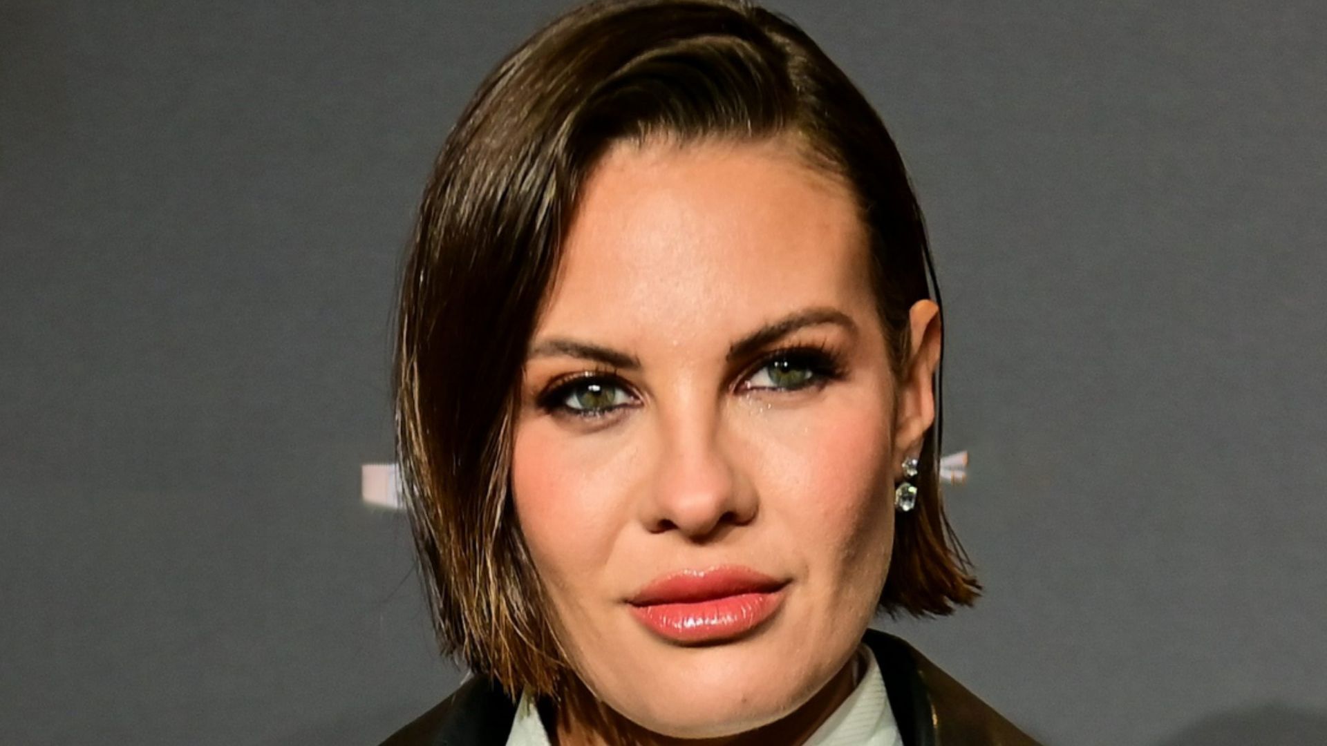 Jessica Bueno carga contra Kiko Rivera, Jota Peleteiro y Luitingo a la hora de hablar de su nuevo novio