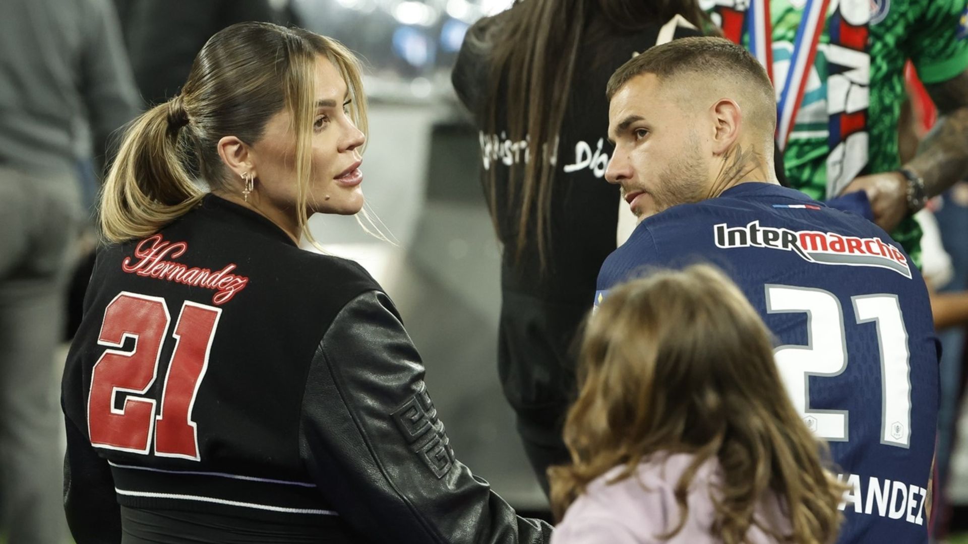 Lucas Hernández y su pareja, Victoria Triay