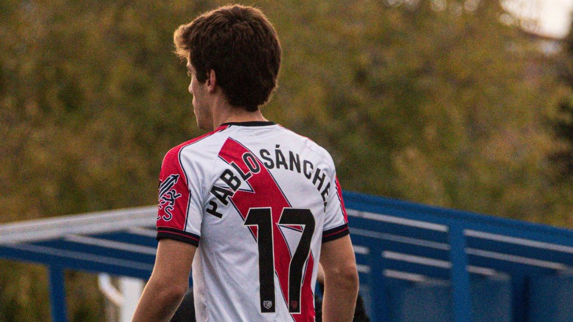 Pablo Sánchez Flores en un partido con el Rayo Vallecano 'B'