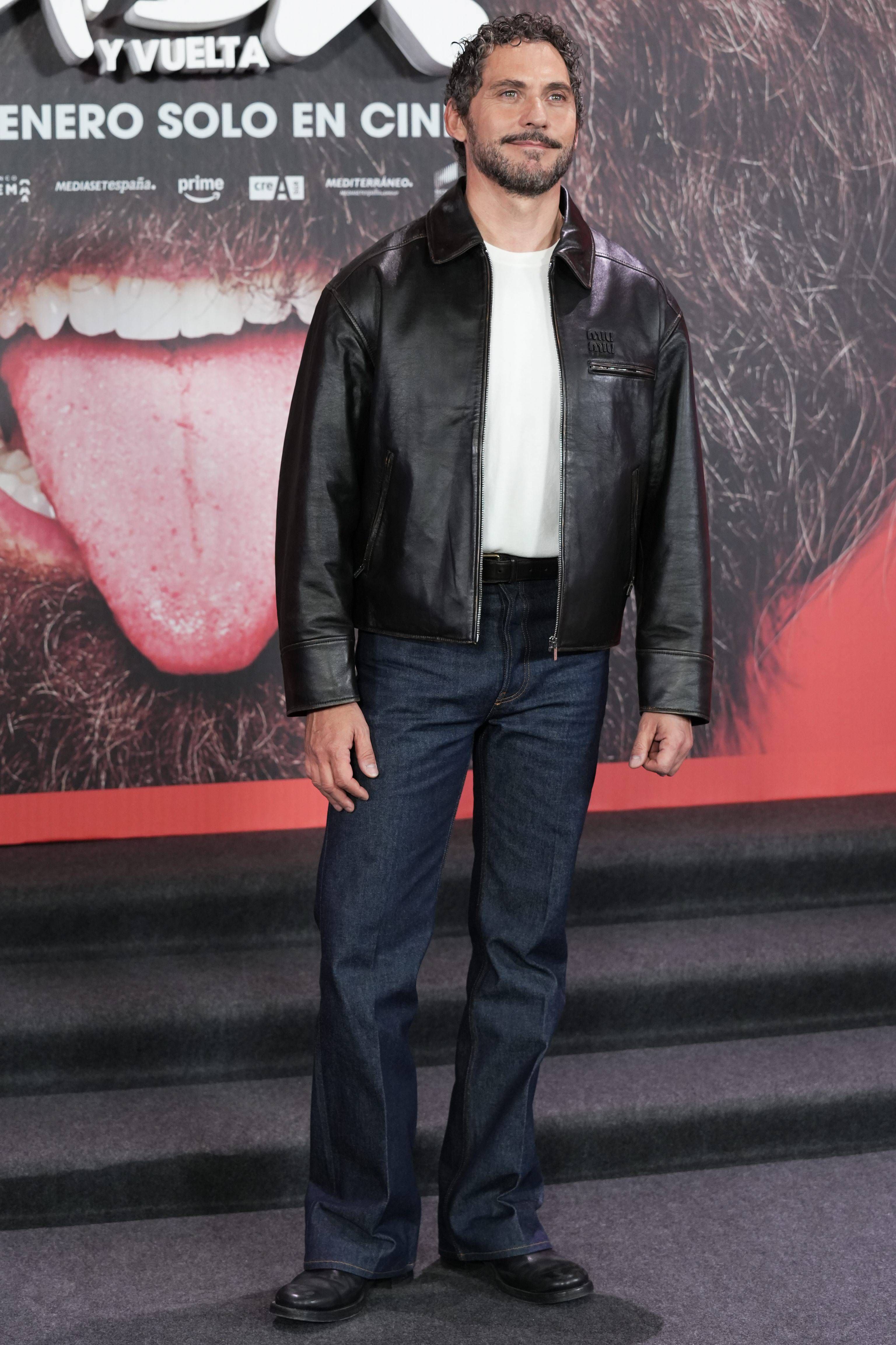 Paco León, en la alfombra roja de ‘Aída y vuelta’