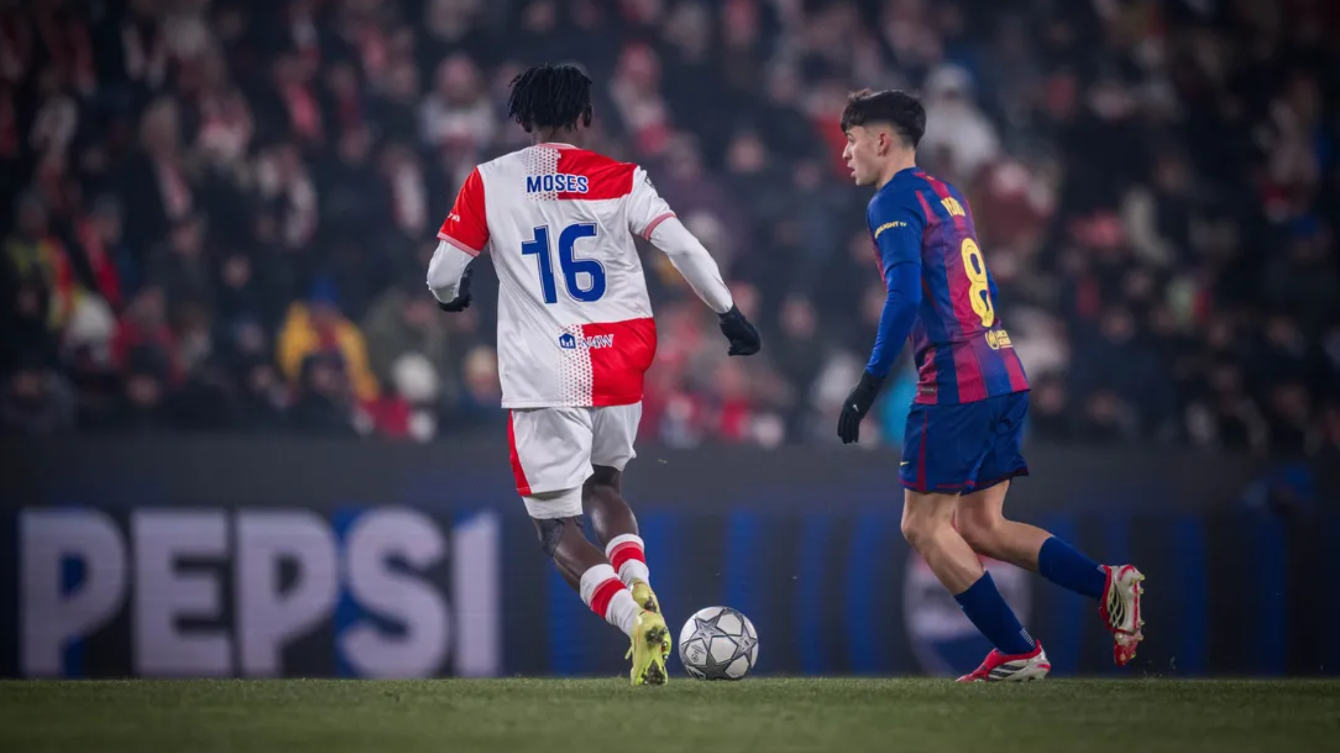 Pedri, en el Slavia-Barcelona