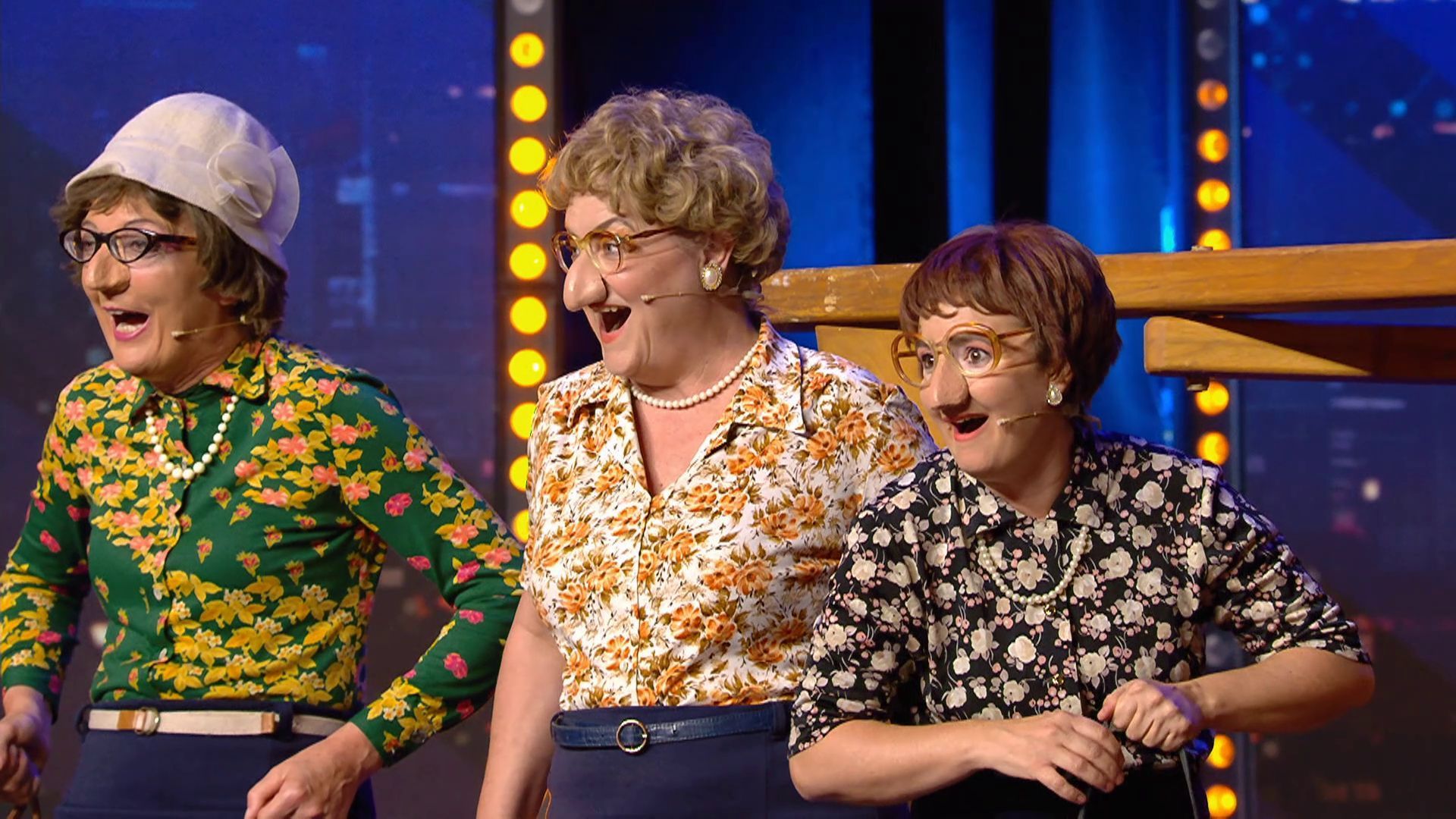 La actuación de Cia. Anna Confetti Got Talent Temporada 11 Top Vídeos 61