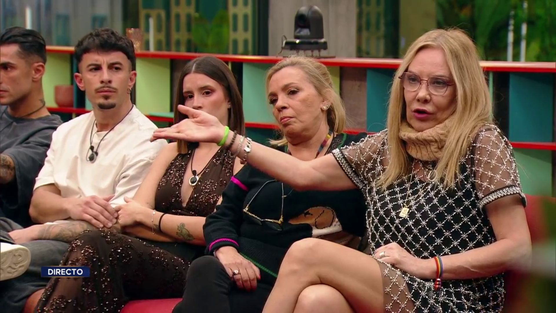 Saltan chispas entre Junpi Vega y Belén Rodríguez