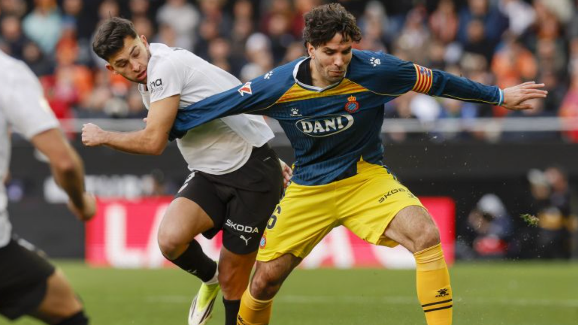 Hugo Duro y Urko en Mestalla