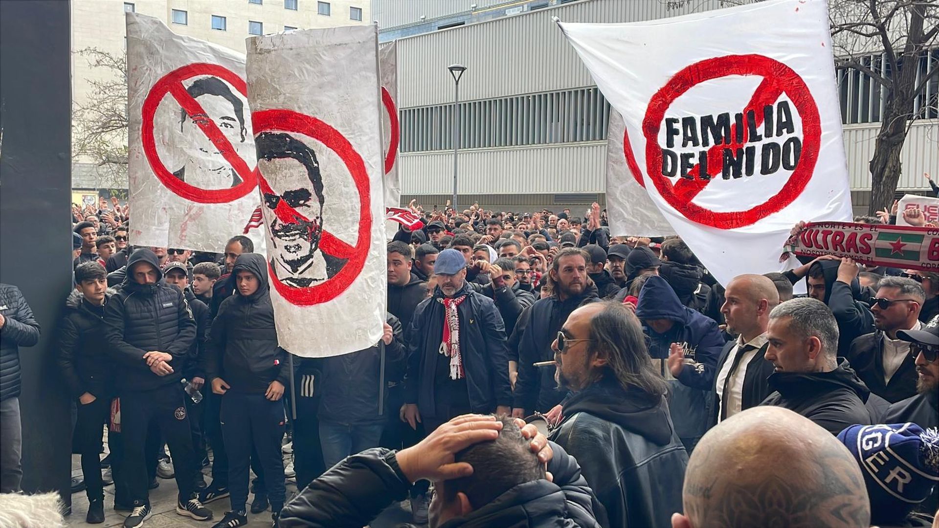 La protesta del sevillismo contra el consejo