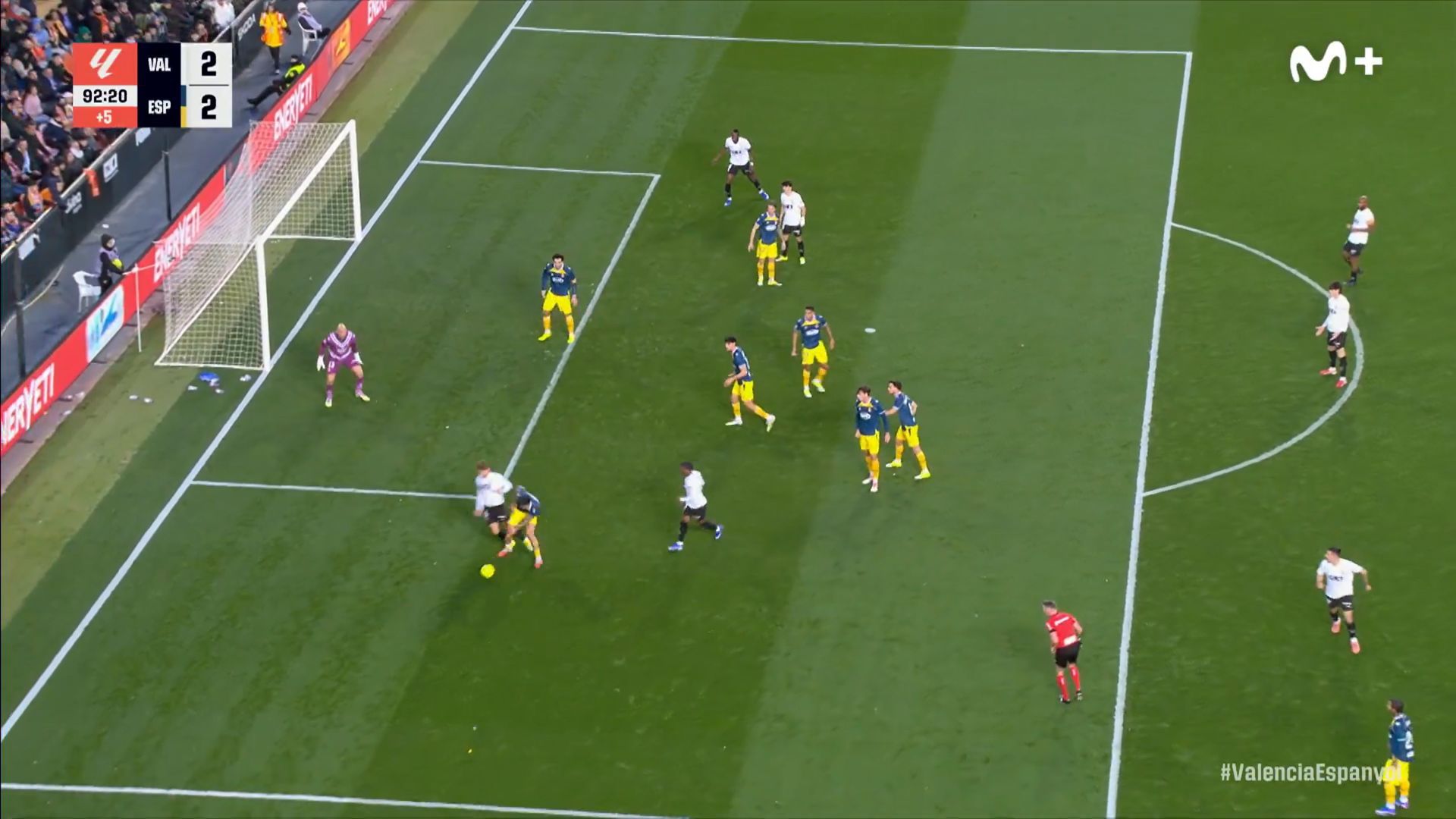 Penalti señalado sobre el Espanyol en Mestalla