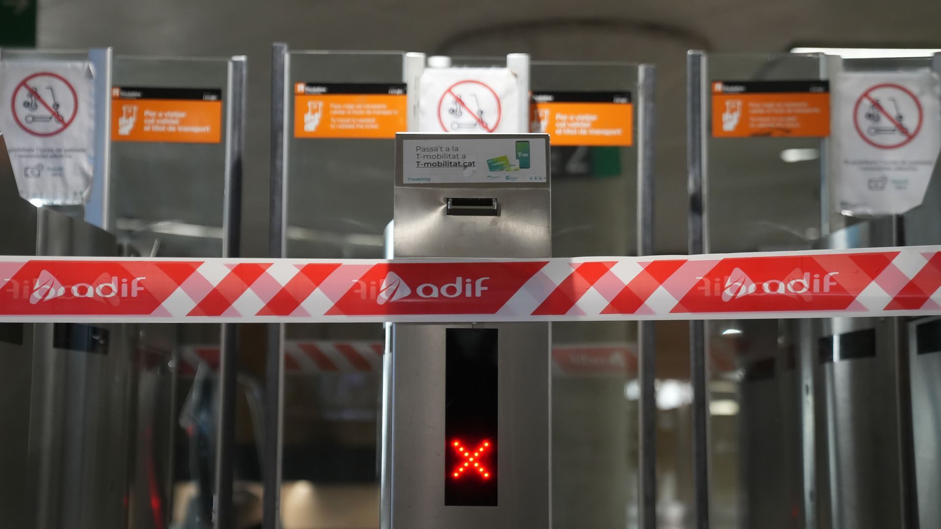 Precinto en estación de Rodalies