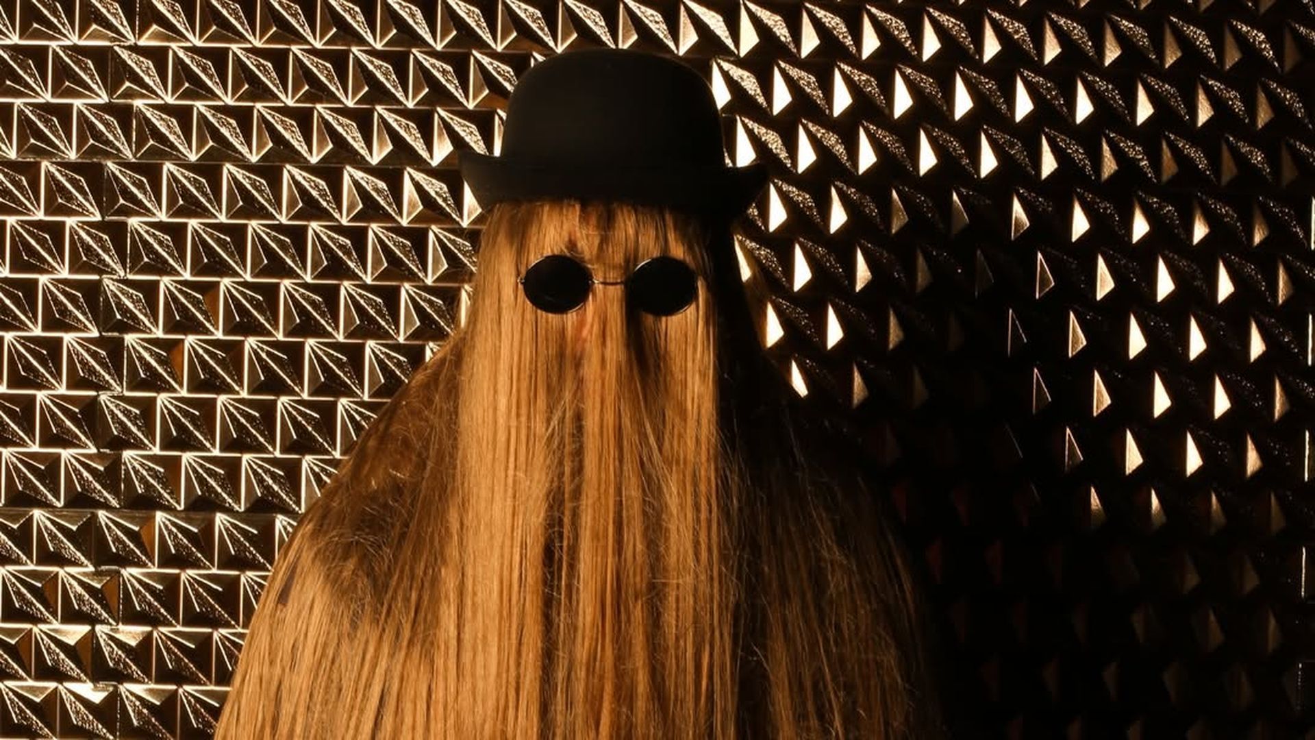 Andrei Radu como Tío Cosa