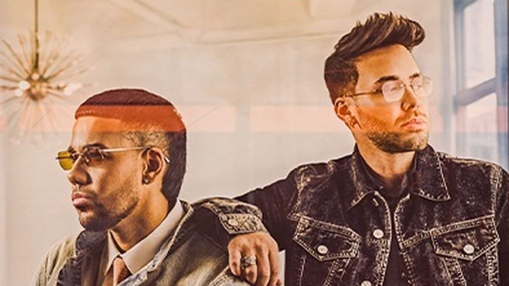 El álbum de Romeo Santos y Prince Royce, 'Mejor tarde que nunca': el reencuentro artístico más esperado