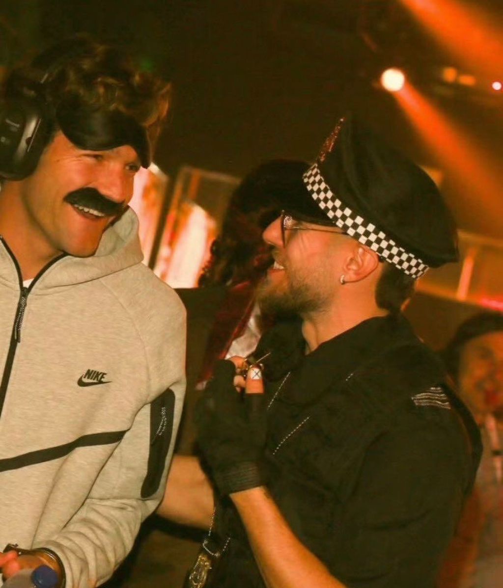 Marcos Alonso y Óscar Mingueza