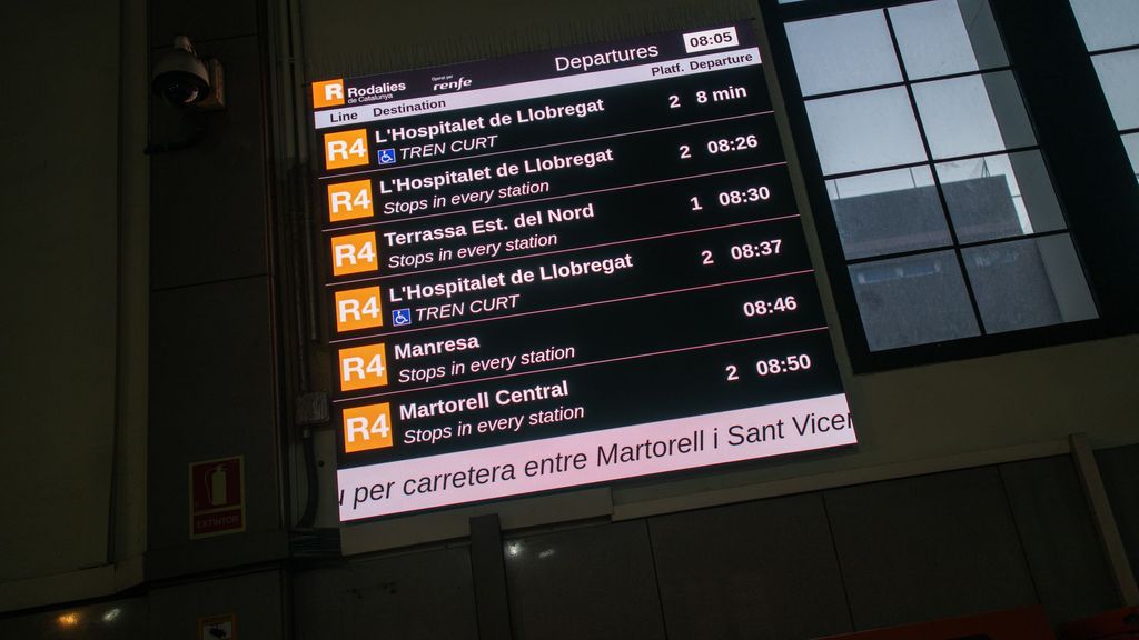 Rodalies funcionará este lunes en la línea R2 y parcialmente en las R1 y R4: servicio gratuito un mes