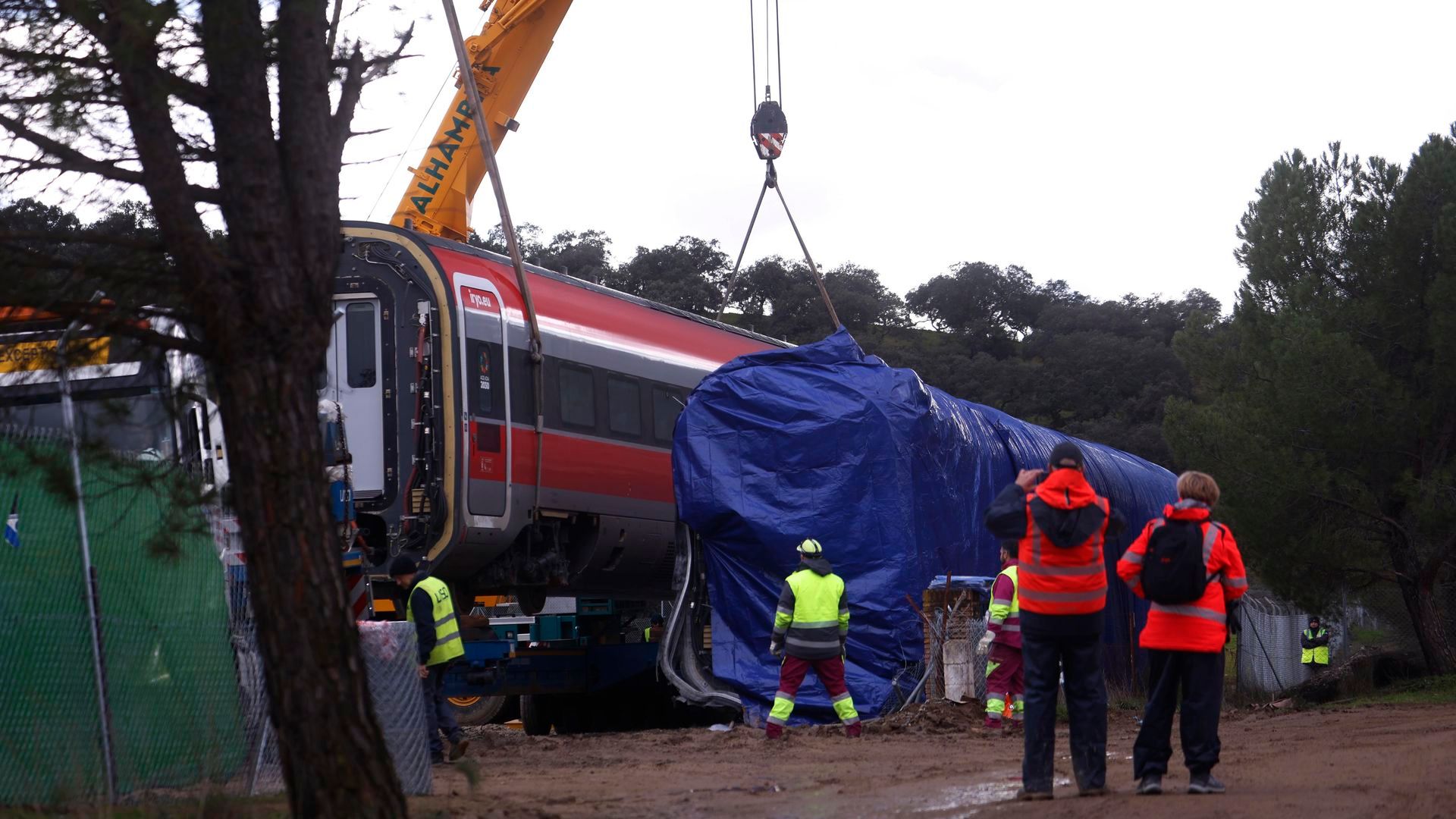 Última hora de los accidentes ferroviarios en España: el obispo de Córdoba preside este domingo en Adamuz una misa funeral