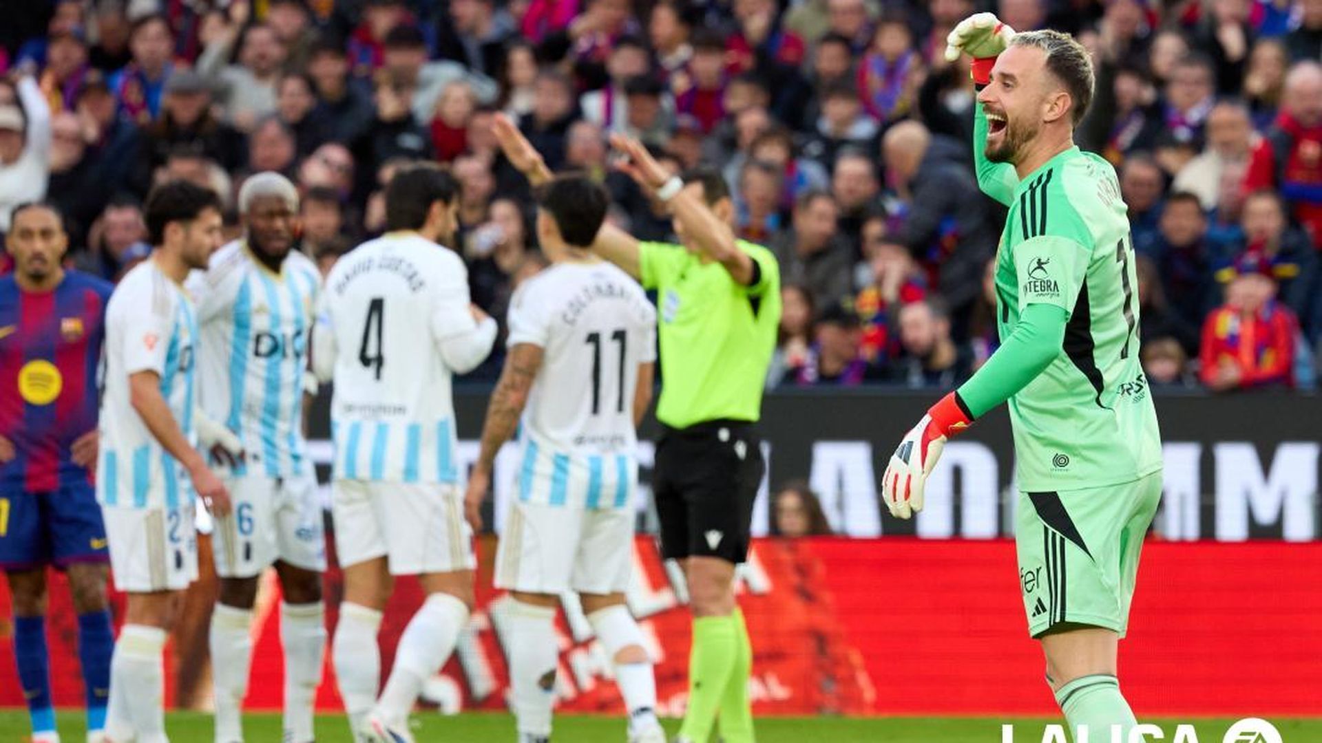 Aarón Escandell, en el Barça-Real Oviedo