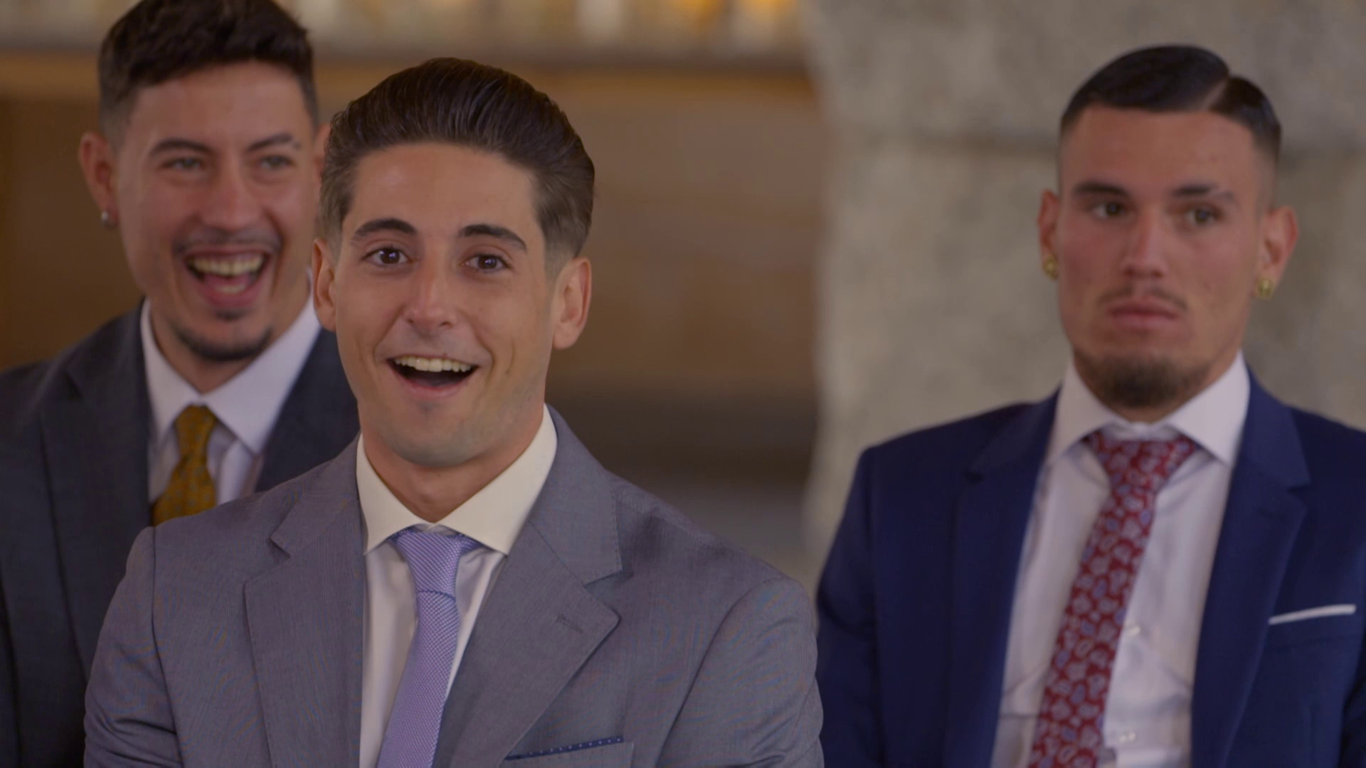 El momentazo entre los amigos de Lorenzo y las amigas de Laura: “De una boda sale otra”