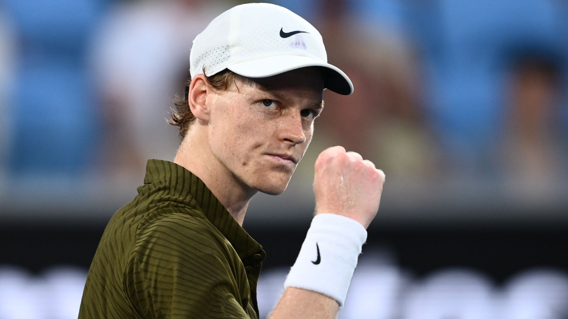 Jannik Sinner celebrando un punto en el Australian Open