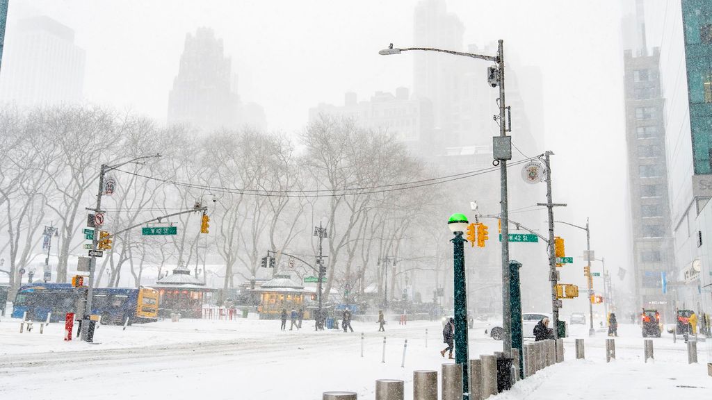 La tormenta 'Fern' congela EEUU y mantiene a cerca de 200 millones de personas en alerta
