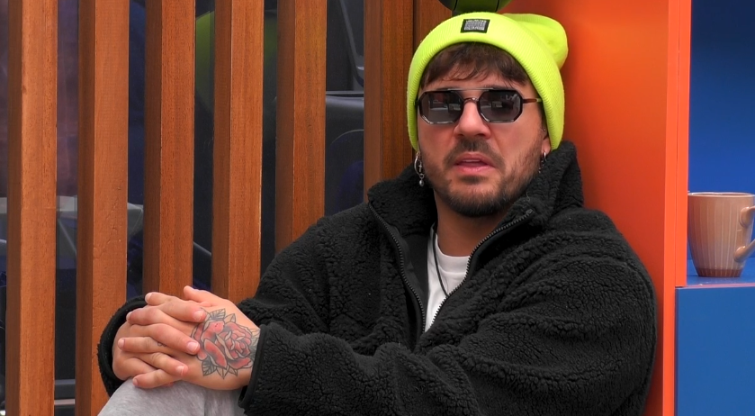 Manuel Gonzáles se queja de Belén Ro