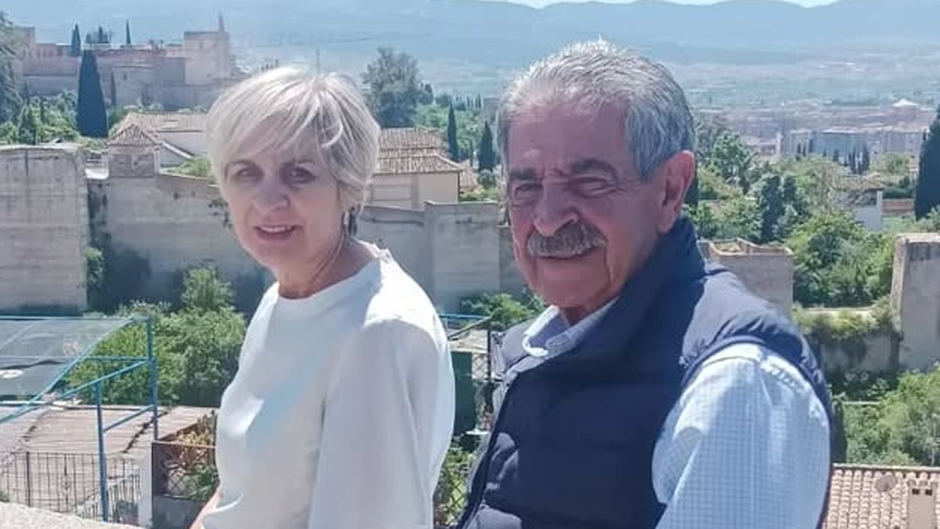 Miguel Ángel Revilla y Aurora Díaz