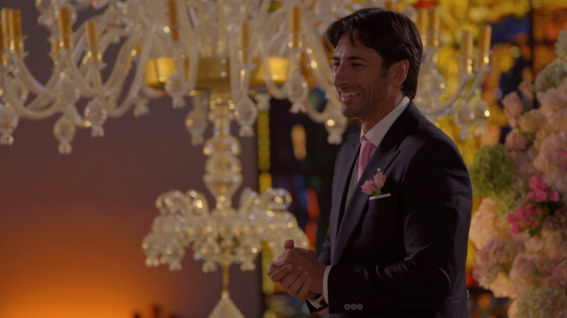 Stefan descubre la coincidencia con su futura mujer en su llegada al altar: “Qué casualidad”