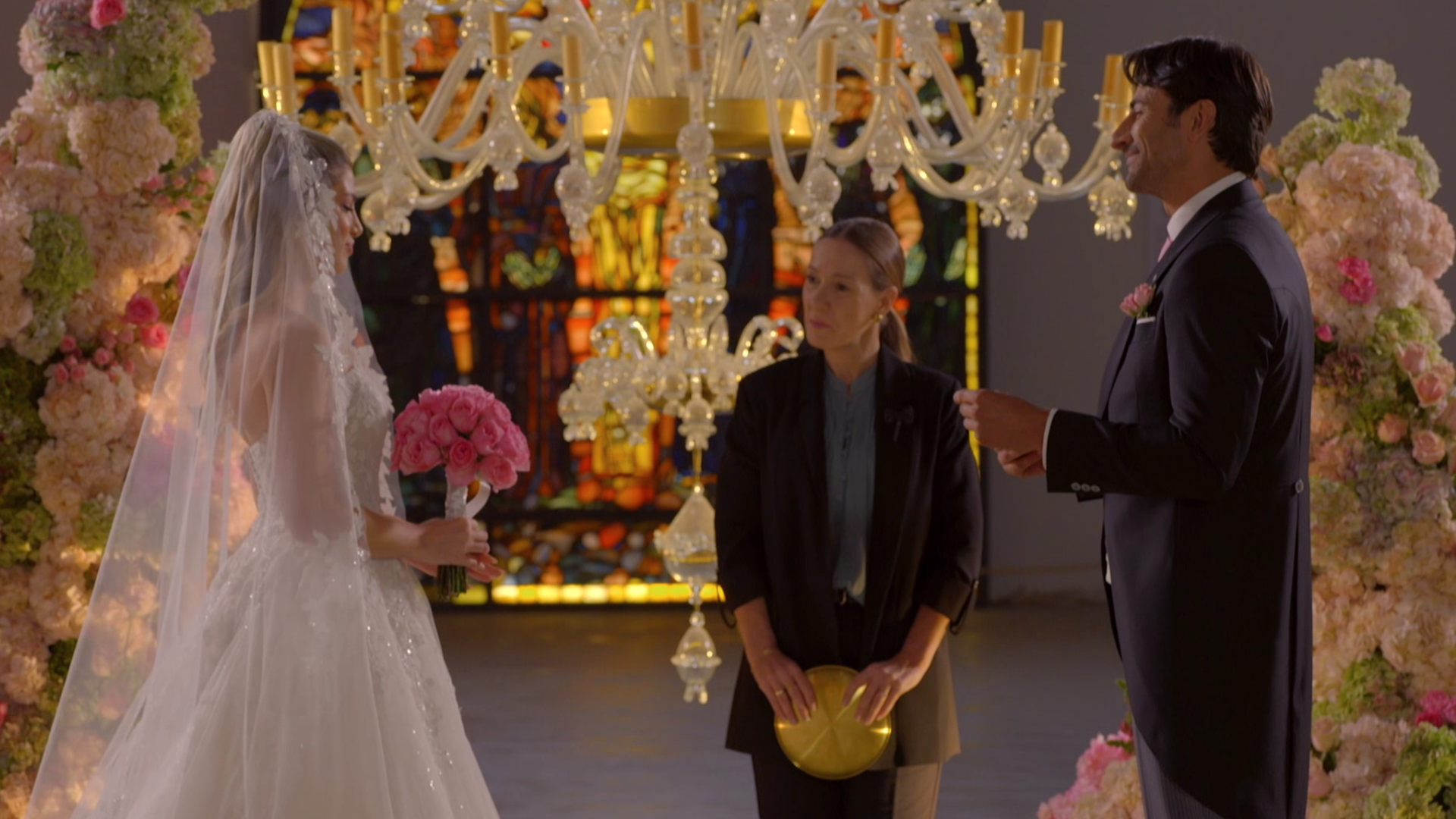 El gesto de Stefan y Estefanía tras darse el sí quiero que hace reaccionar a sus familias: “No me ha gustado”