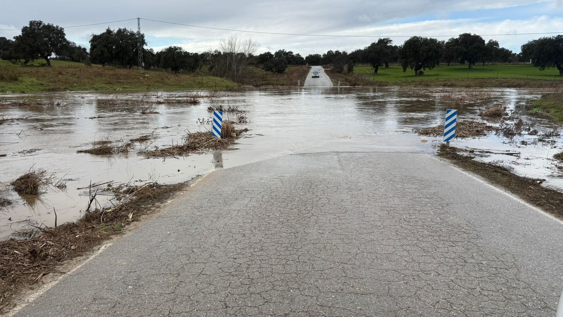 Al menos 61 carreteras afectadas por el temporal: 14 de ellas cortadas al tráfico