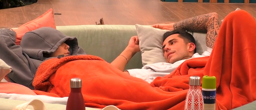 Andrea departe con Anita