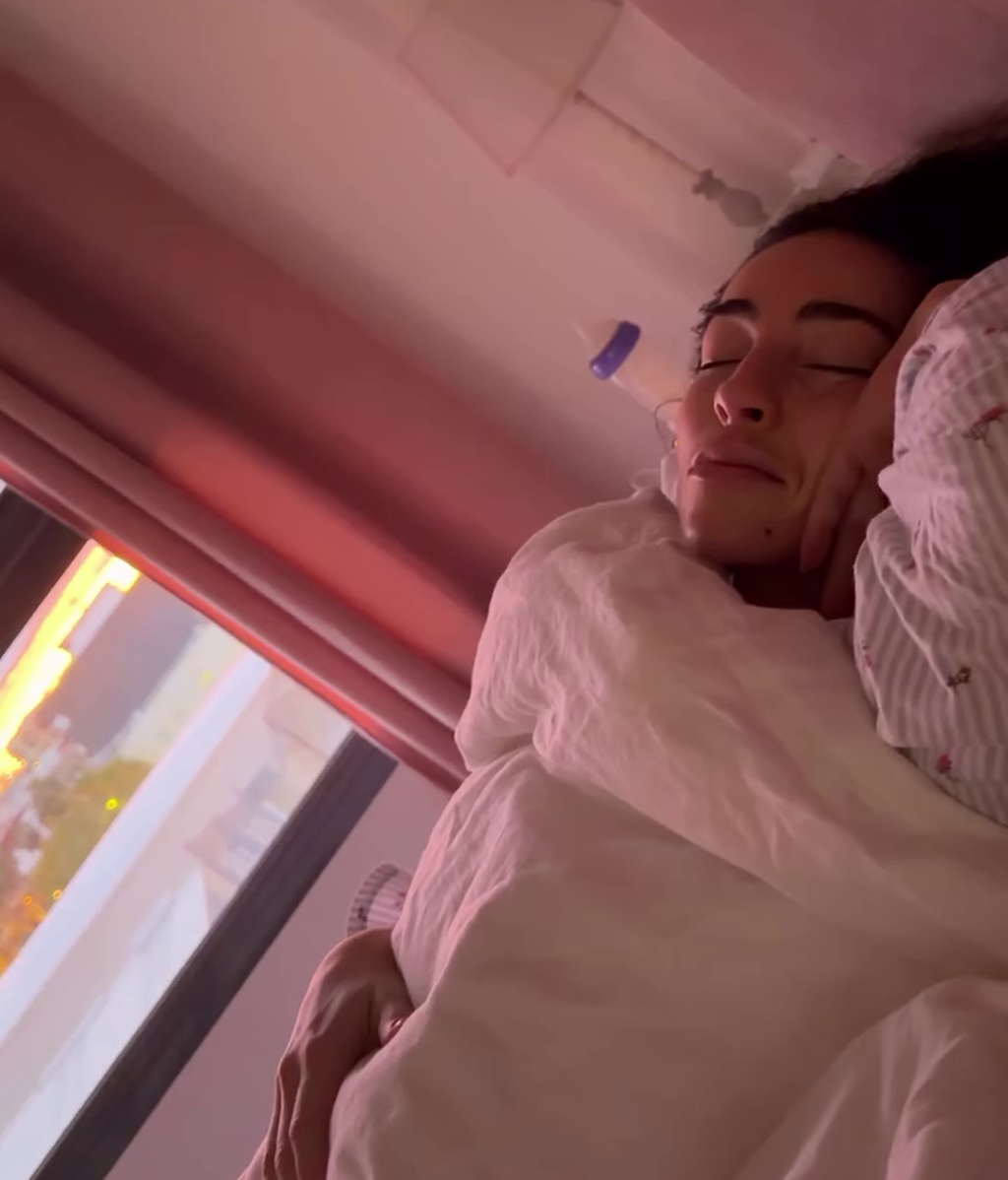 Borja se queja de que Ana no se despierta por las mañanas