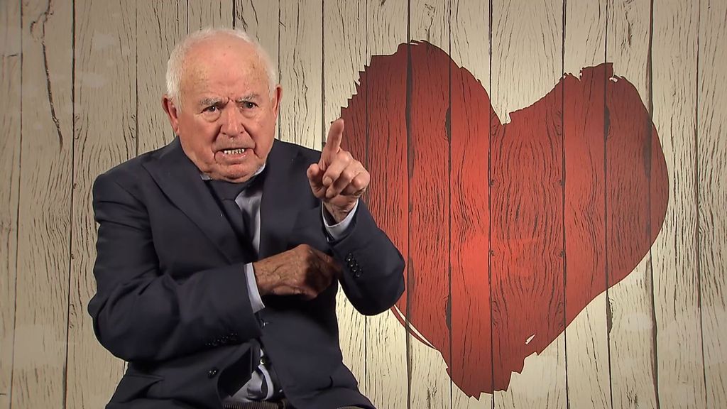 Un soltero revela en 'First Dates' su reacción a la infidelidad de su mujer con su amigo y su primo: "Dios les juzgó y están en el cementerio"