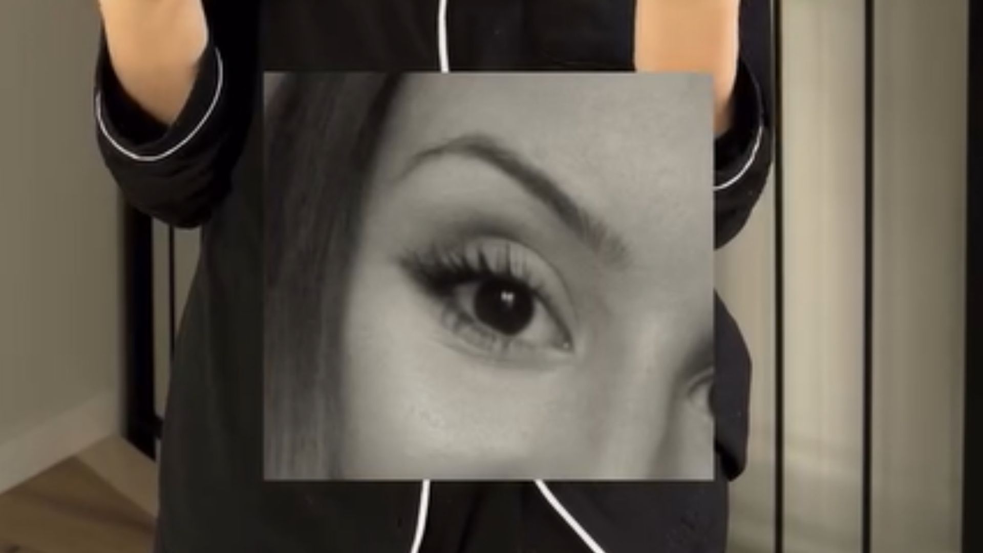 El resultado final del injerto de cejas de Marina García: "Es un proceso duro, os podéis arrepentir"